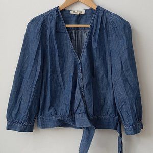 Madewell blue chambray shirt size small